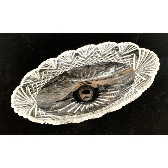 Waterford Crystal Bowl Emily Oval Scalloped Edge Diamond Cut 11" Long 5.25' Wide - Picture 4 of 9